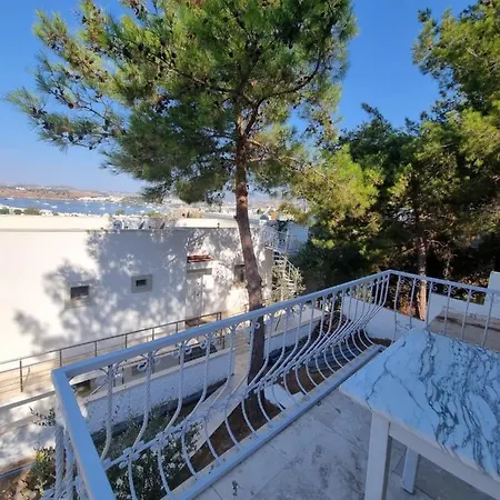 Deniz manzarali, müstakil harika yazlik Tatil Evi