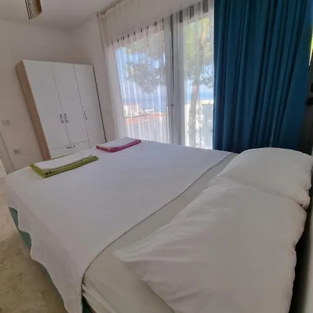 Tatil Evi Deniz manzarali, müstakil harika yazlik